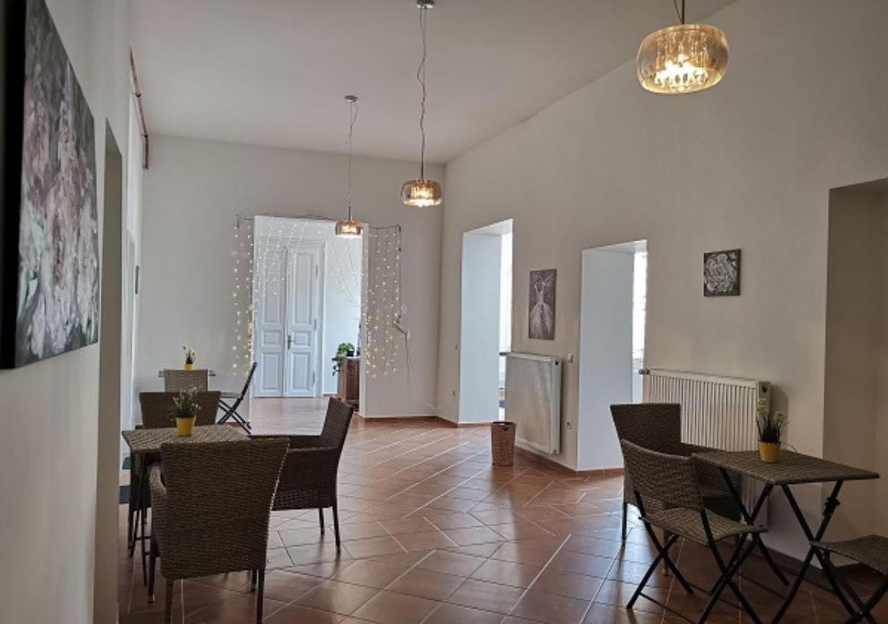 Villa Florencia Eger Esterno foto